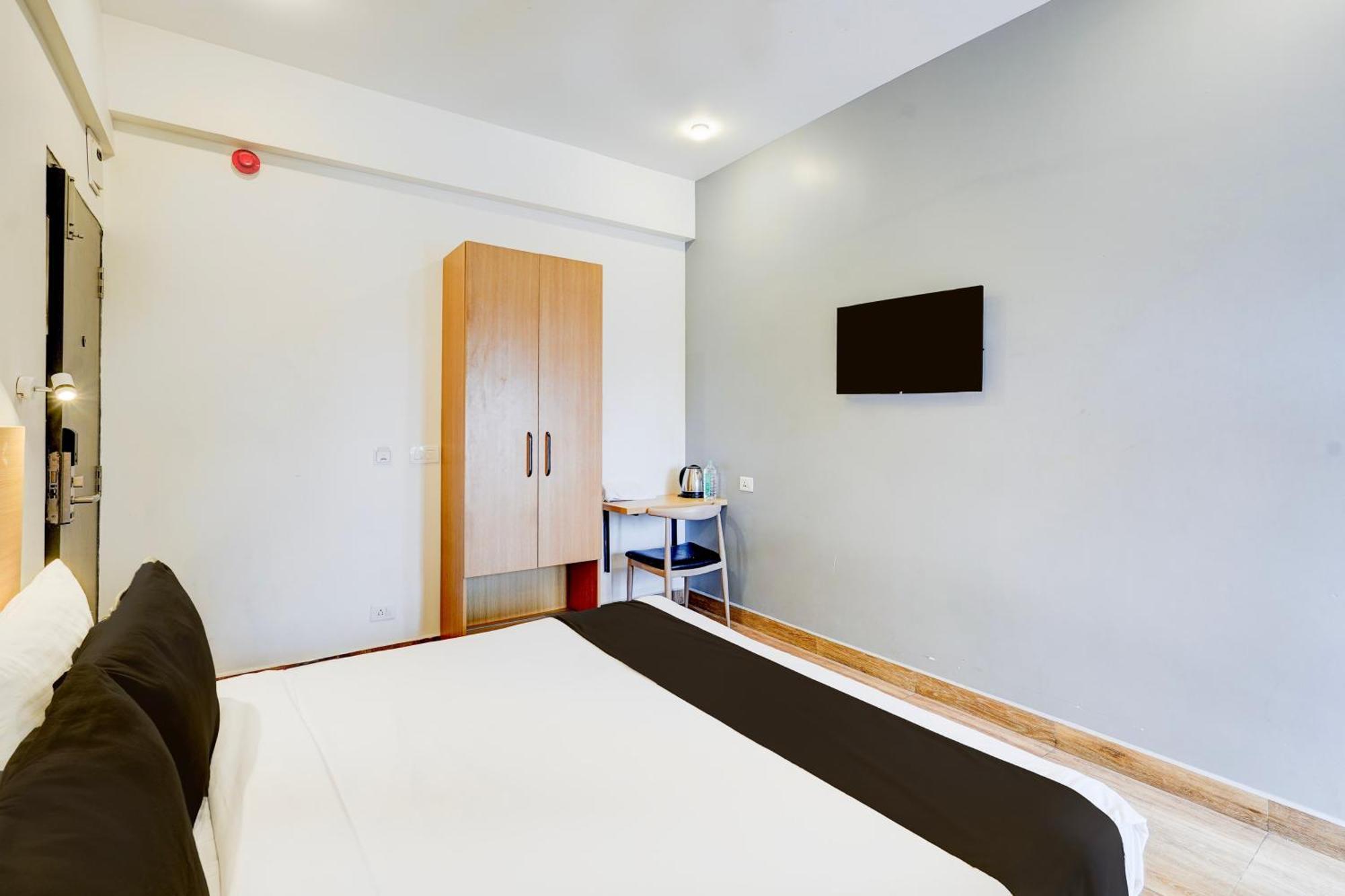 Super Townhouse Tirupati Otel Dış mekan fotoğraf