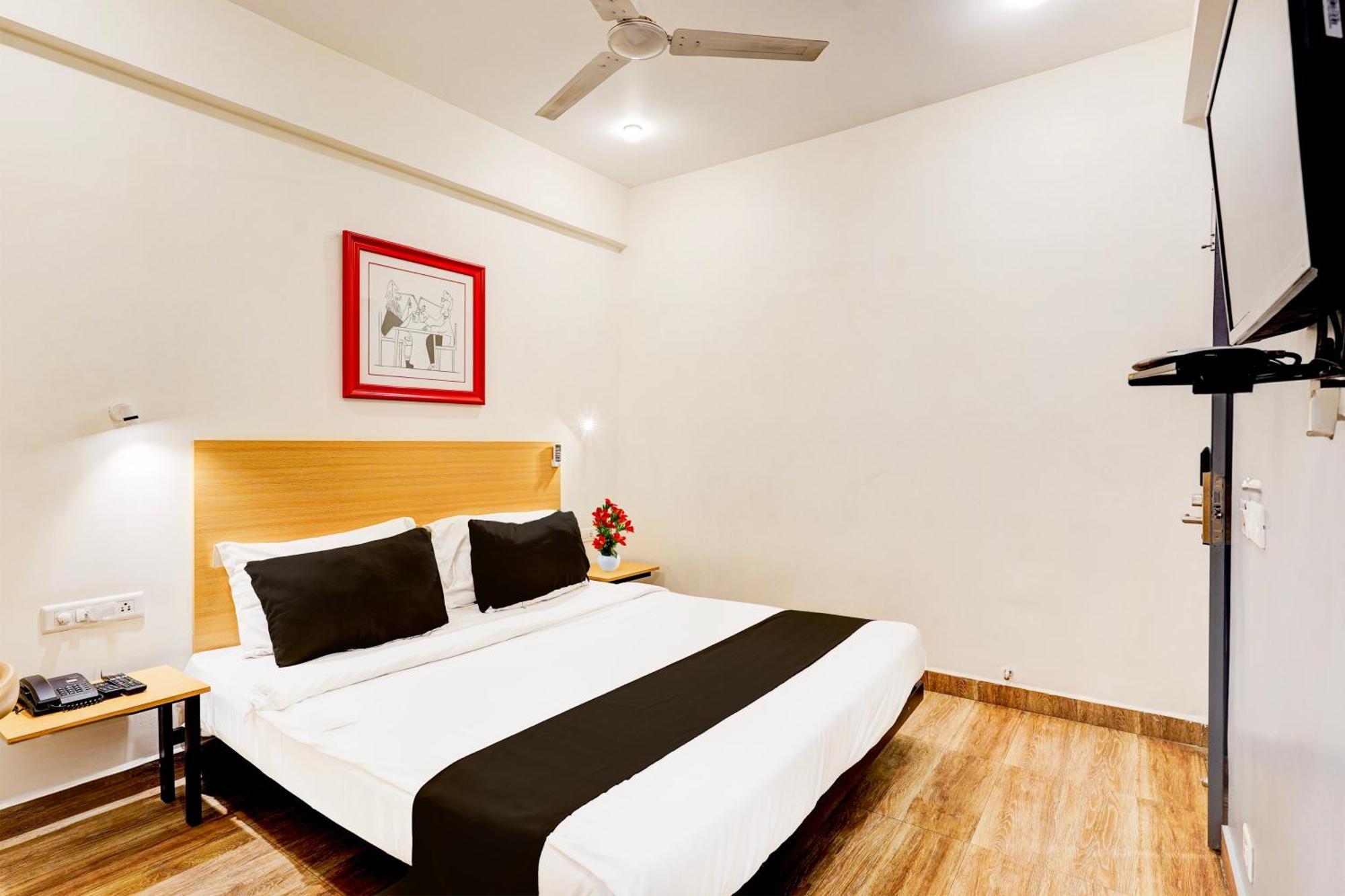 Super Townhouse Tirupati Otel Dış mekan fotoğraf