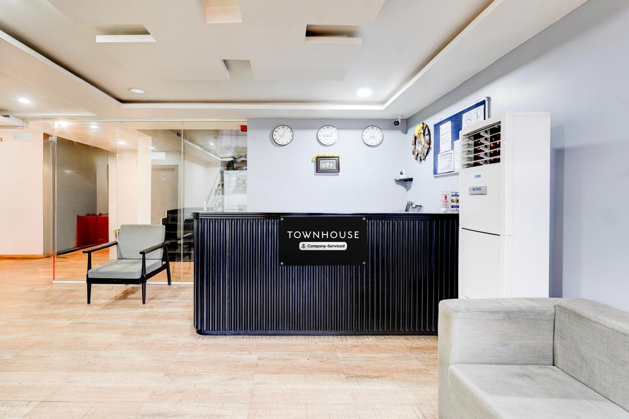 Super Townhouse Tirupati Otel Dış mekan fotoğraf