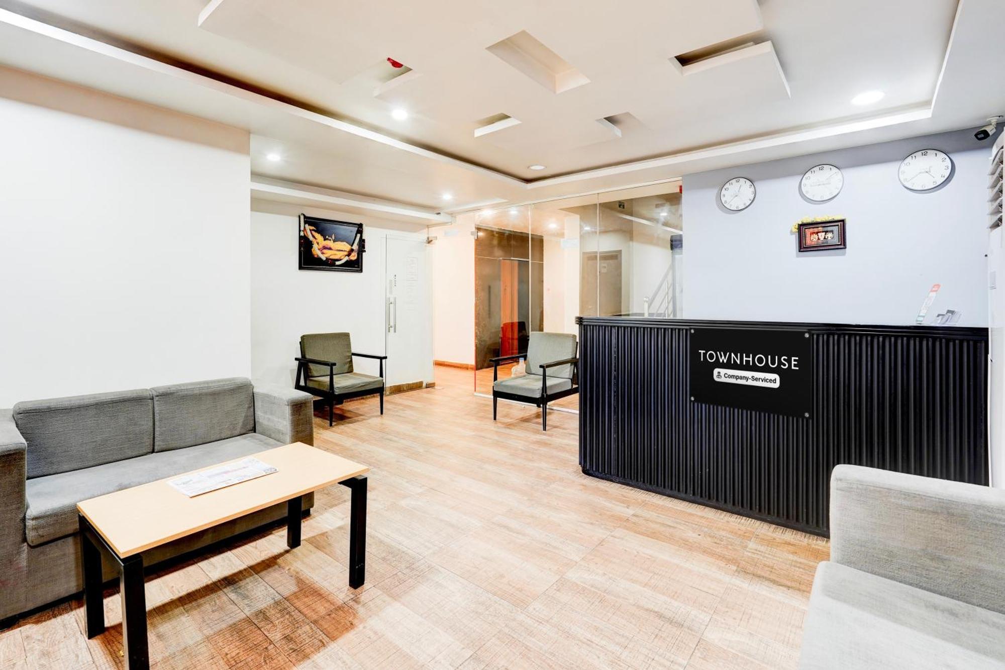 Super Townhouse Tirupati Otel Dış mekan fotoğraf